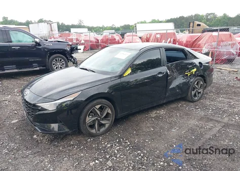 2023 Hyundai Elantra Sel z USA, uszkodzony, nr VIN KMHLS4AG6PU511334